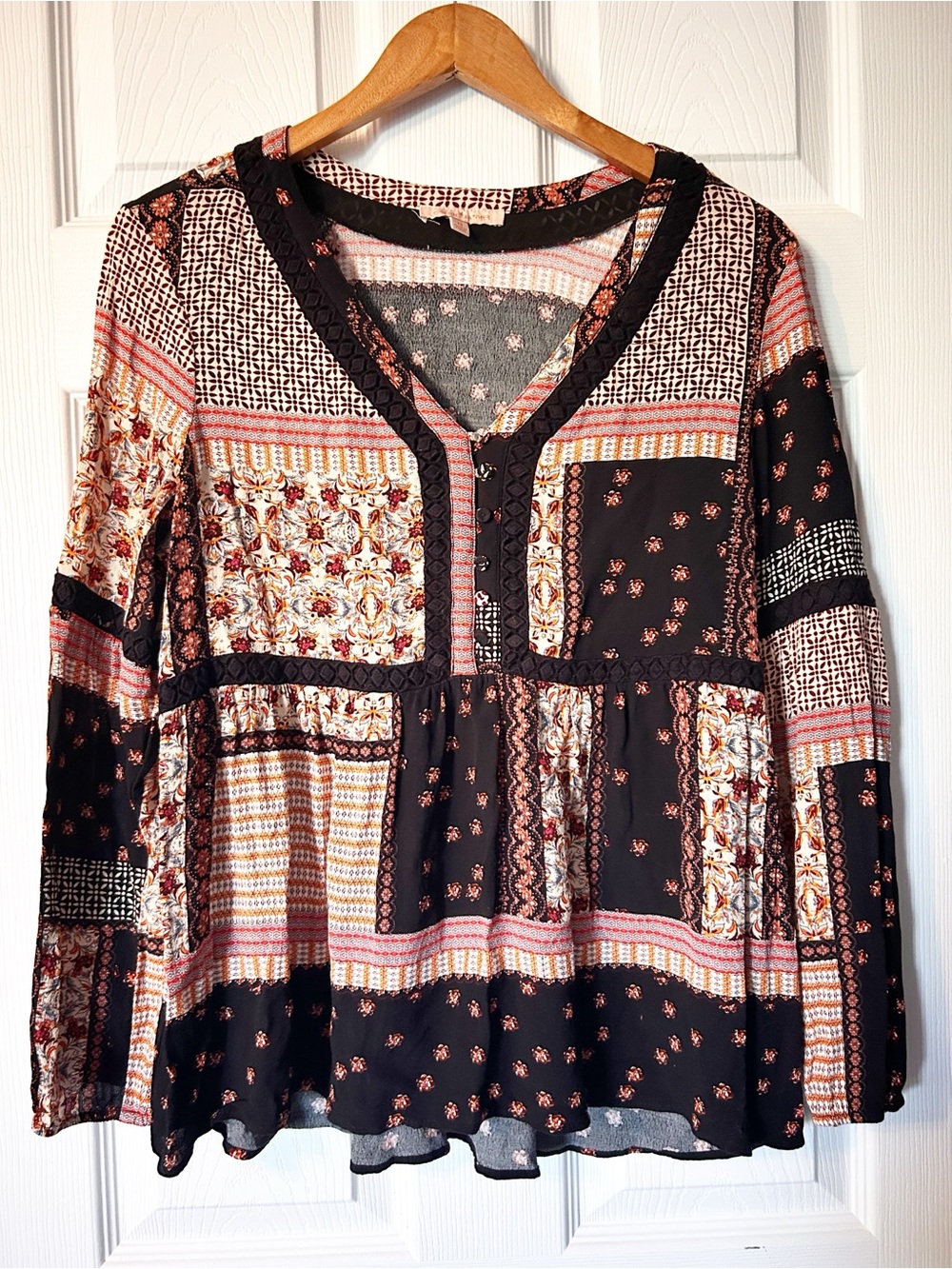 Gibson Latimer Boho Patchwork V-Neck Peasant Button Up Pullover Blouse - Sz M